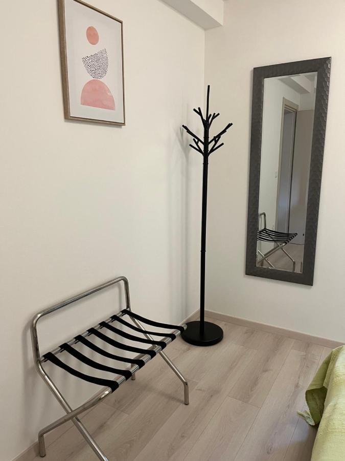 Apartment A & N With Free Private Parking Pula Extérieur photo